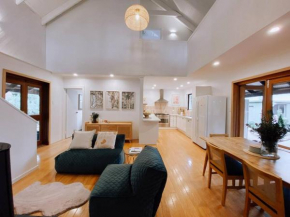 Mika · Cabin with fireplace, walk to the beach Dunsborough